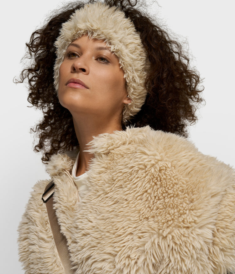 fluffy headband | pearl