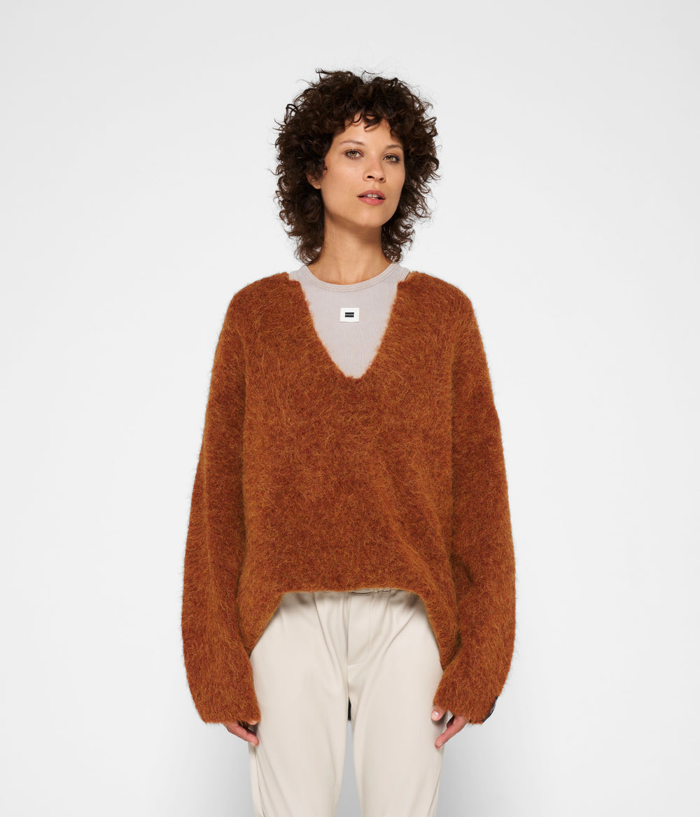 oversized sweater hairy knit | saddle brown
