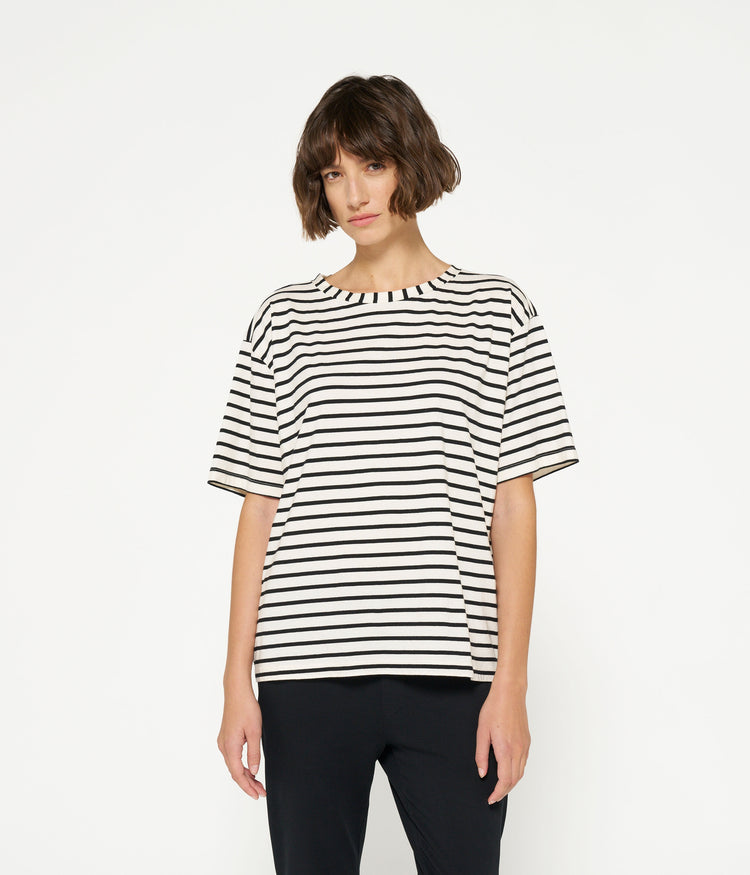 THE TEE STRIPES | white/black