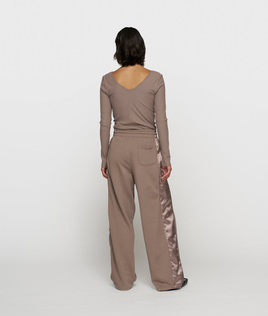 v-neck long sleeve top | moonrock