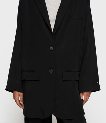 long flowy blazer lyocell | black