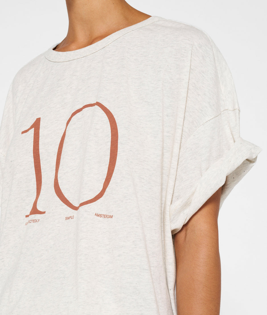 dropped shoulder tee | soft white melee