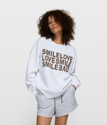 statement sweater smile | white