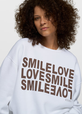 statement sweater smile | white