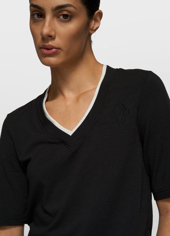double layer v-neck tee | black