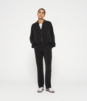 straight jogger scuba | black