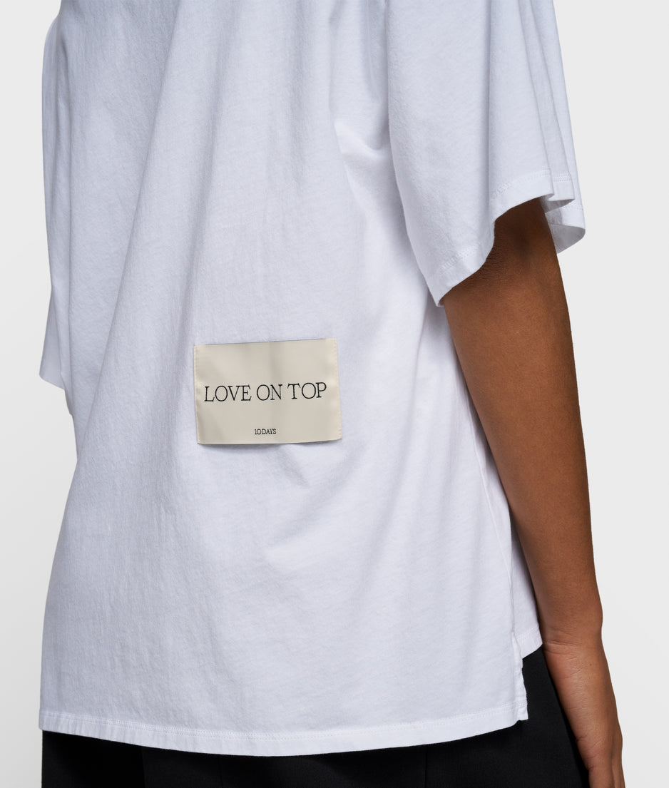 love tee | white