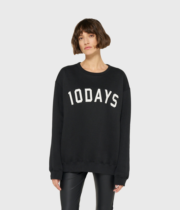 THE STATEMENT SWEATER | black
