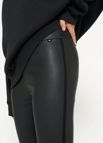 THE LEATHERLOOK LEGGINGS | black