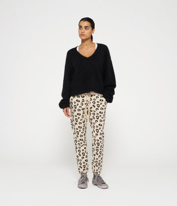 cropped jogger leopard | oyster