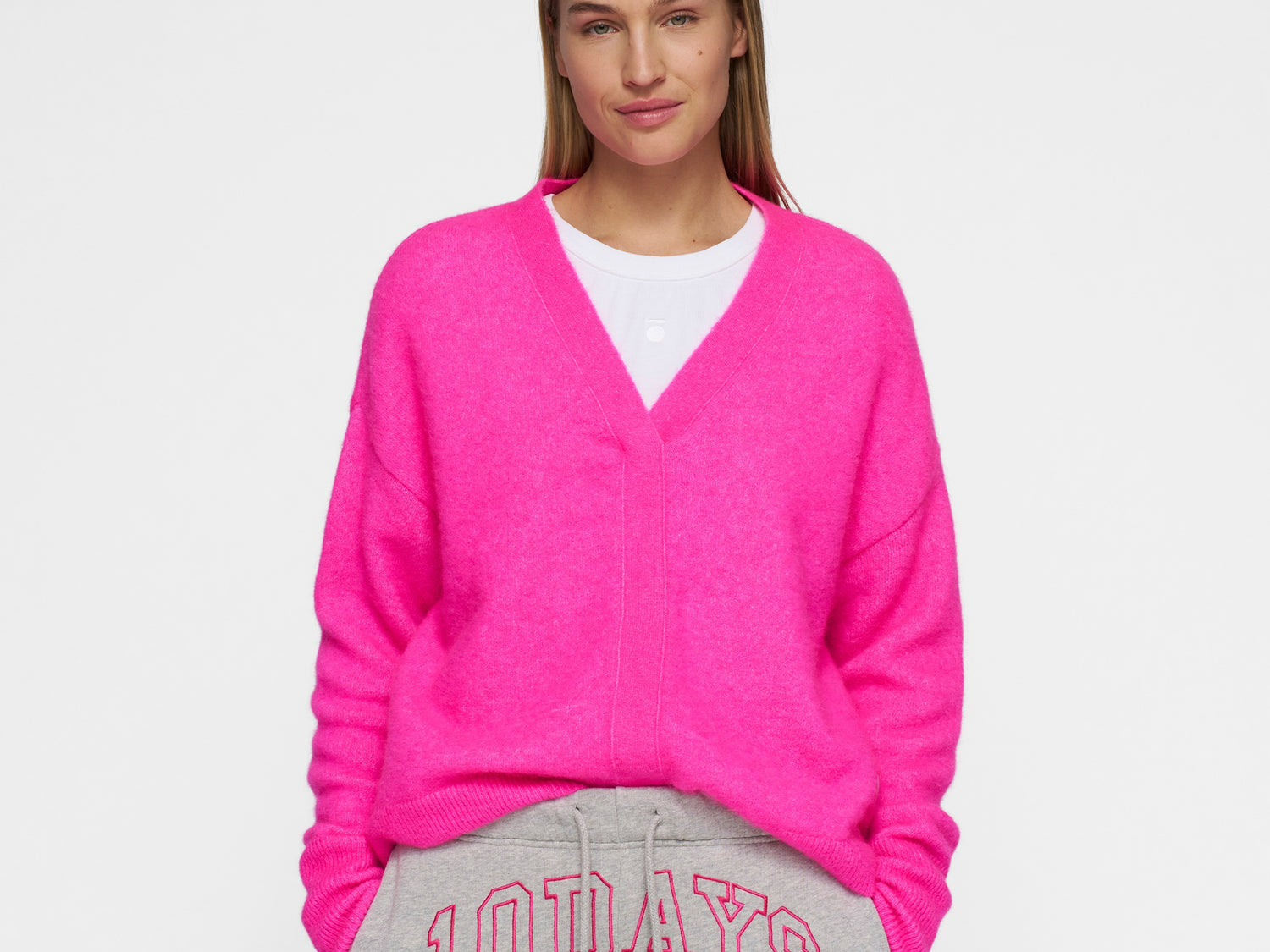 v-neck knit sweater | neon pink