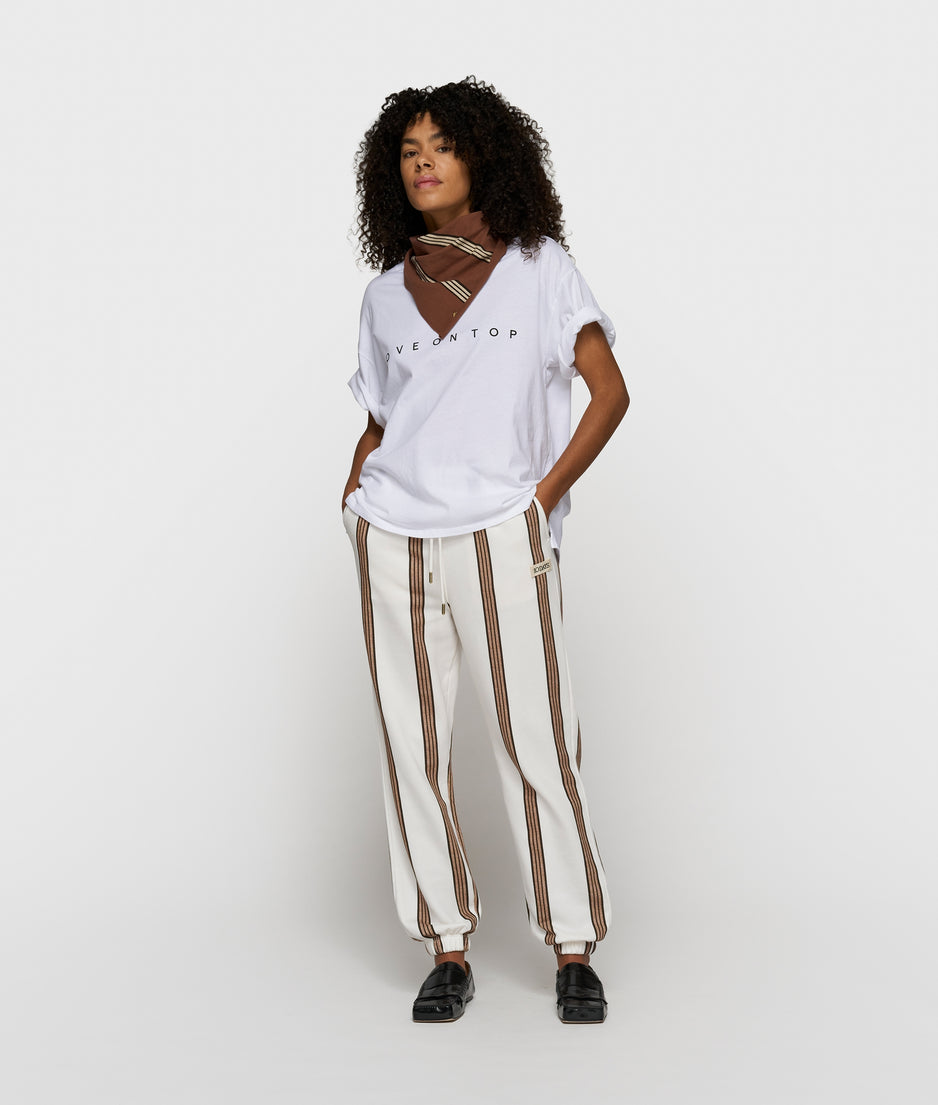 love tee | white