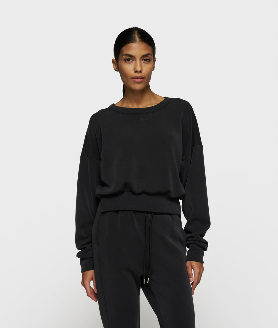 soft scuba cropped sweater | black