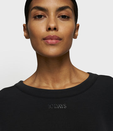 soft scuba cropped sweater | black