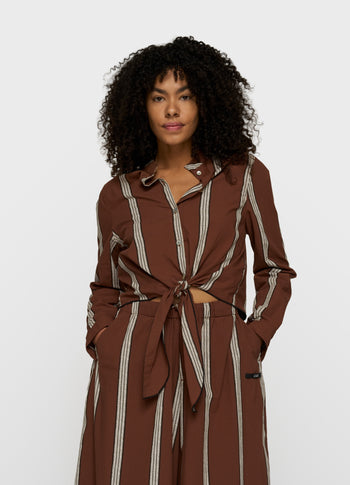 cropped knot blouse | deep brown