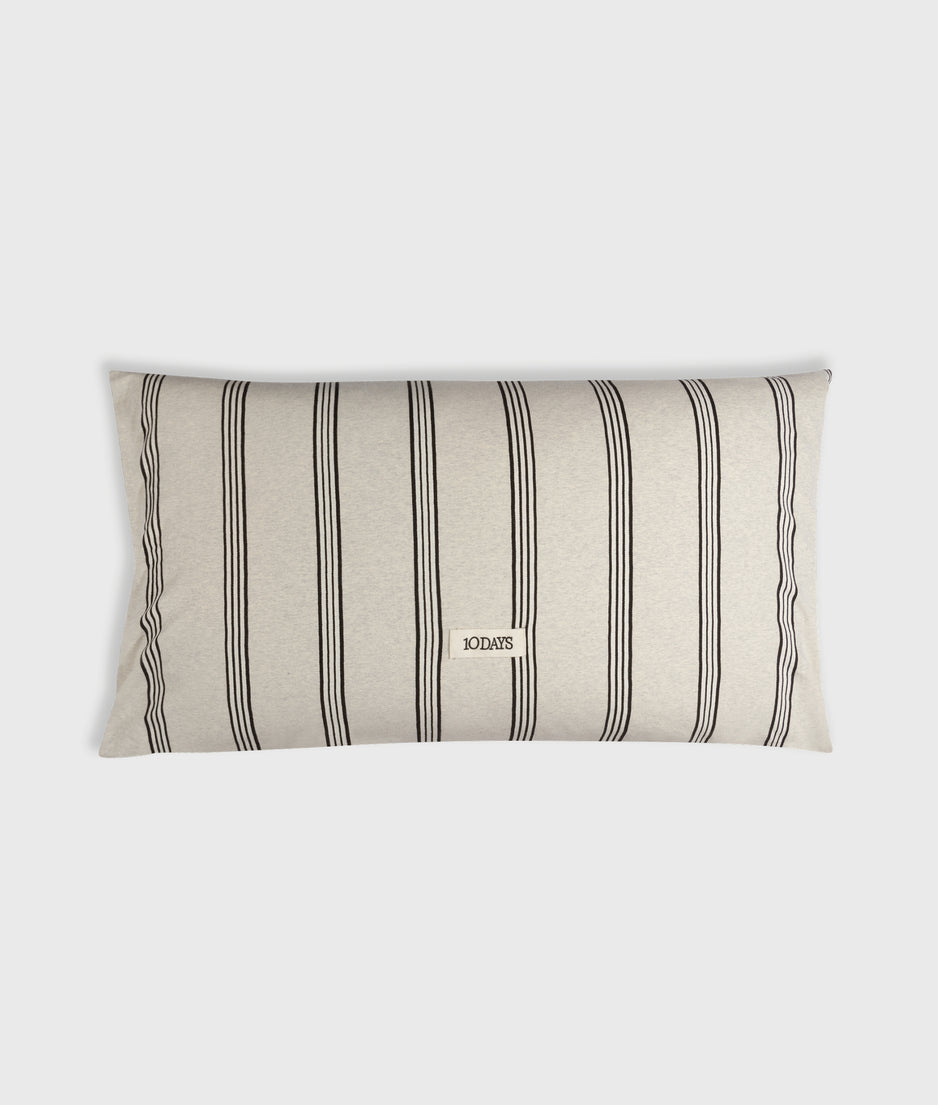 long pillow stripes | soft white melee