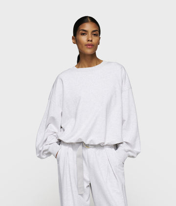 pleated sweater back stamp | white grey melee
