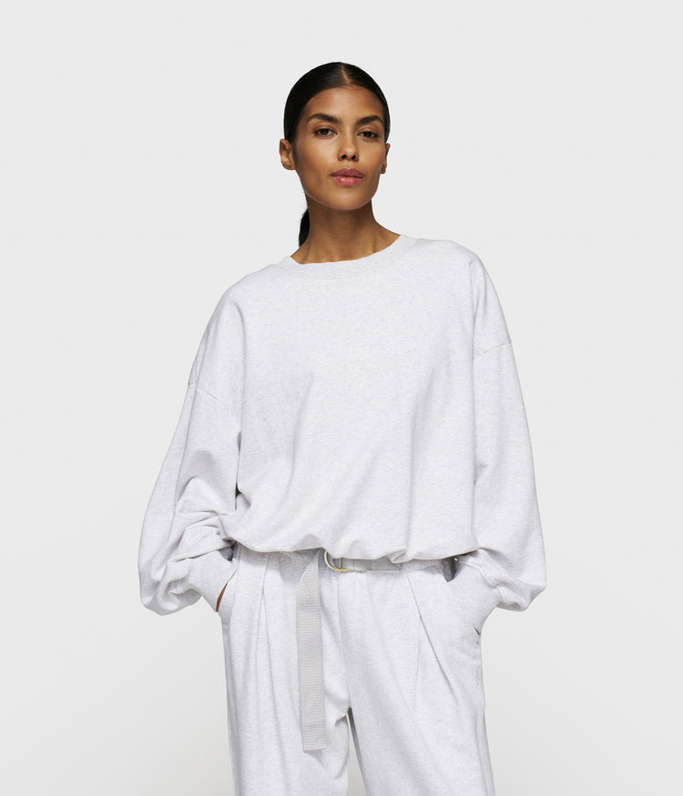 pleated sweater back stamp | white grey melee