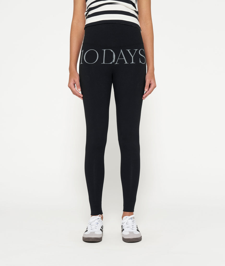 logo yoga leggings | black