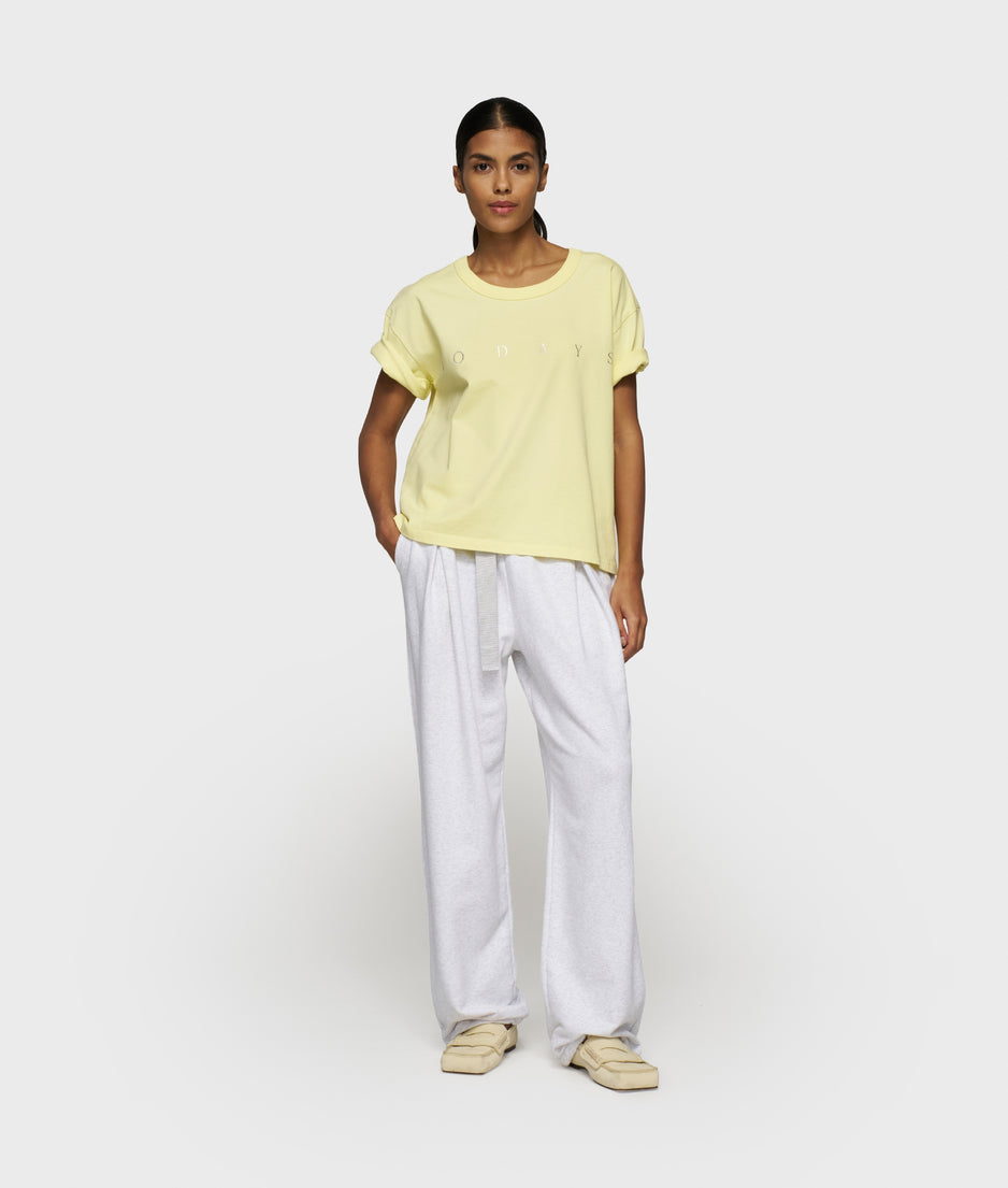 thick cotton tee logo | pastel yellow