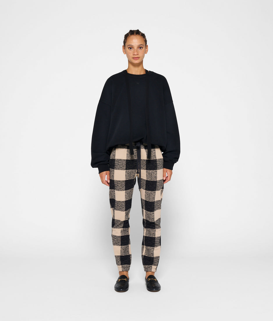 cropped jogger check | black
