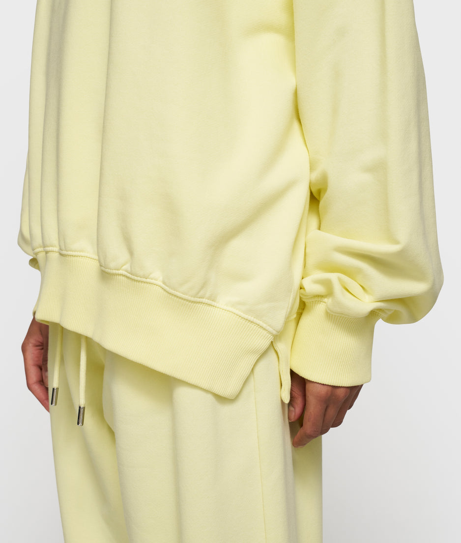 oversized sweater logo | pastel yellow