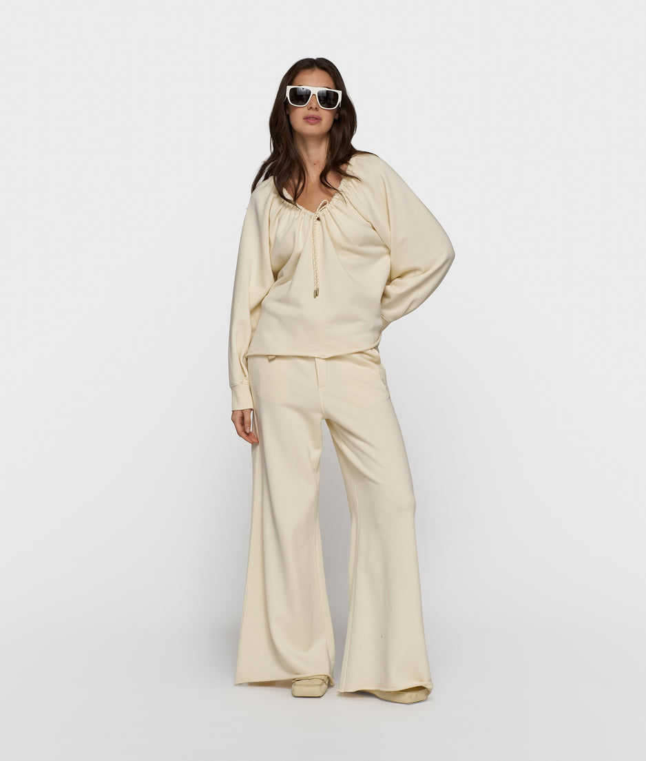 wide leg jogger | soft vanilla