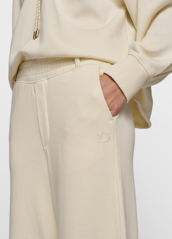 wide leg jogger | soft vanilla