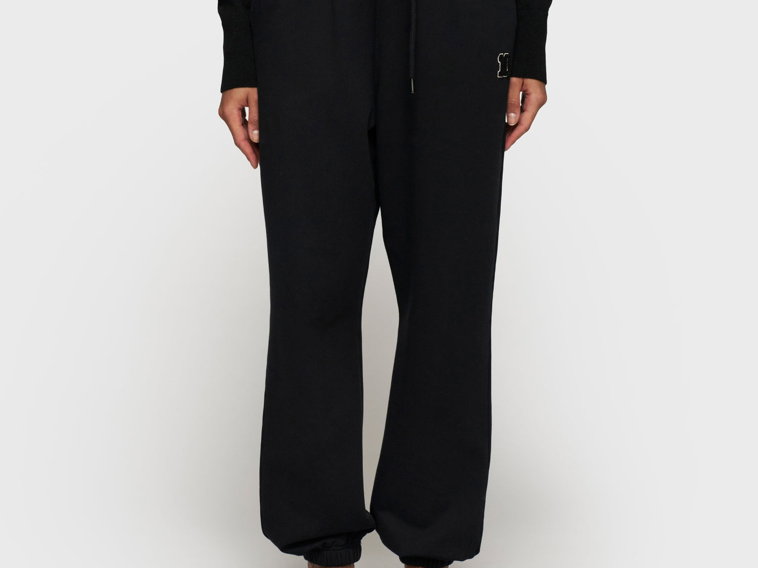 mid jogger 10 | black
