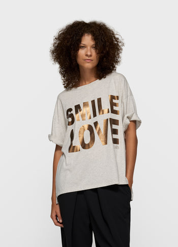 tee smile love | soft white melee