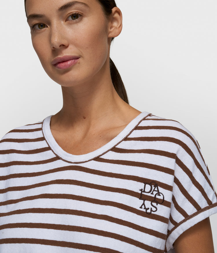 v-neck tee stripes | white/dark truffle