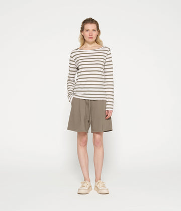 long sleeve tee stripes | ecru/sage