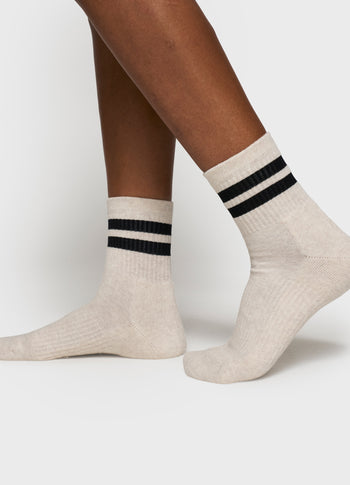 socks 2 stripes | soft white melee