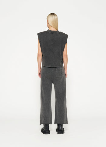 washed padded shoulder tee | ash grey
