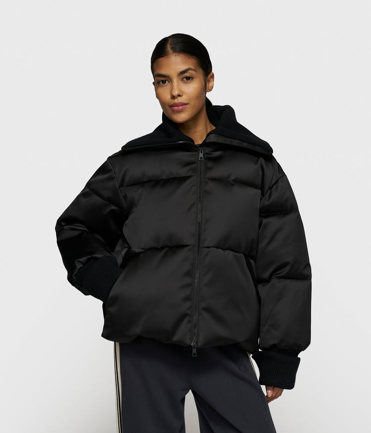 the smoking puffer jacket | black