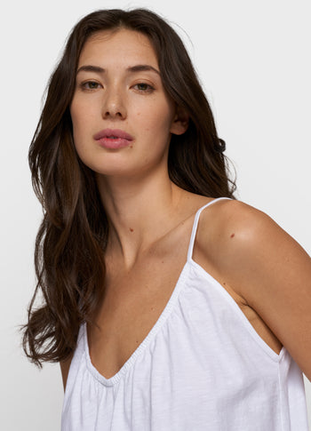 top gathered neck | white
