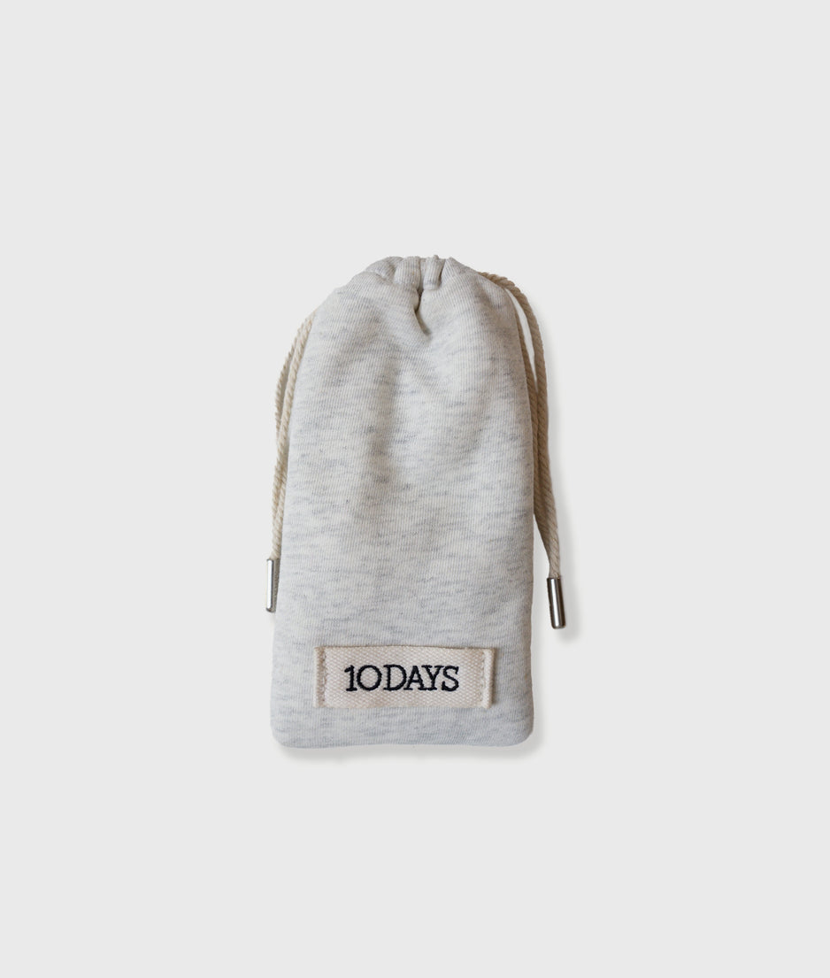 the iconic sunglasses | ecru