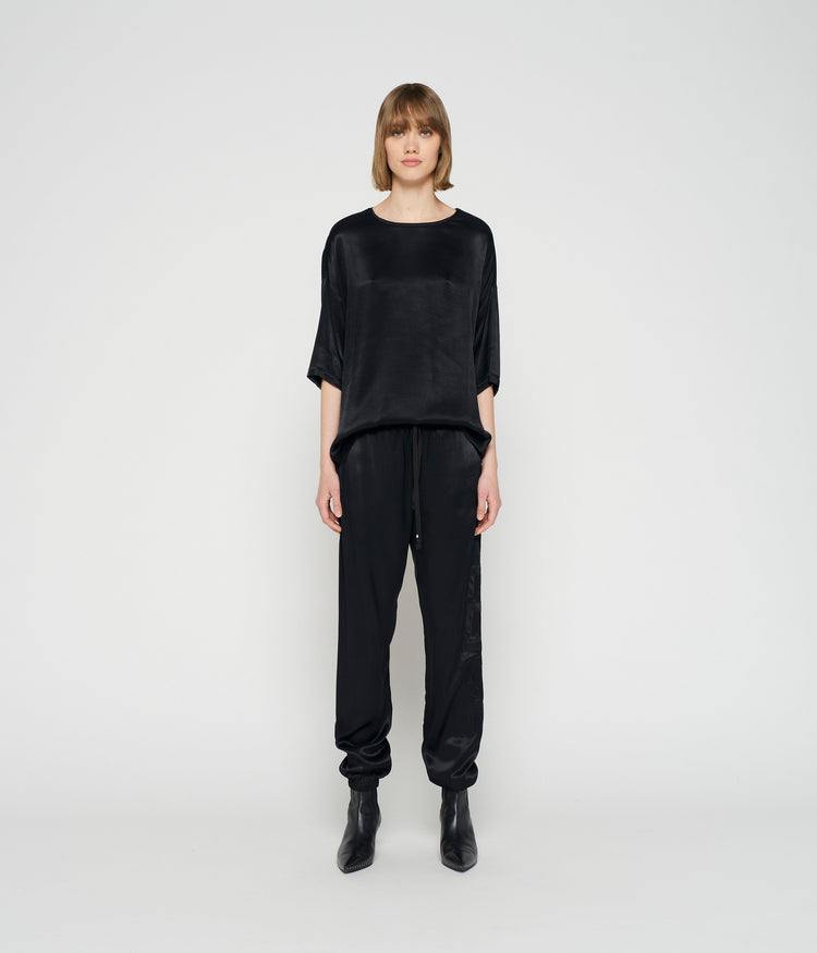 smoking jogger | black